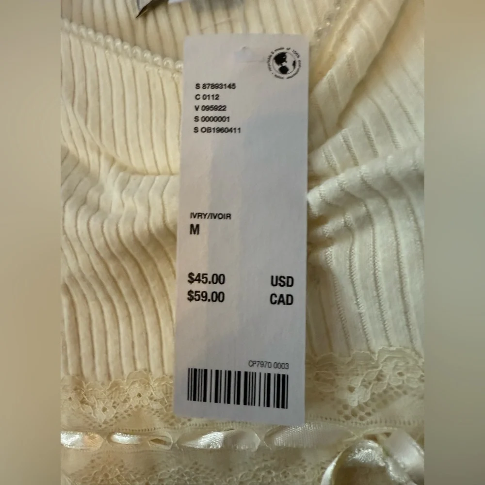 Urban Outfitters Kimchi Blue Cream Ribbed Cropped Long Sleeve Top - Size Medium